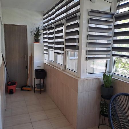 Ilona Apartament 3 Camere Râmnicu Vâlcea Exterior foto