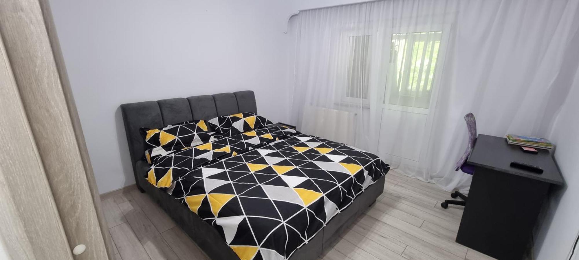 Ilona Apartament 3 Camere Râmnicu Vâlcea Exterior foto