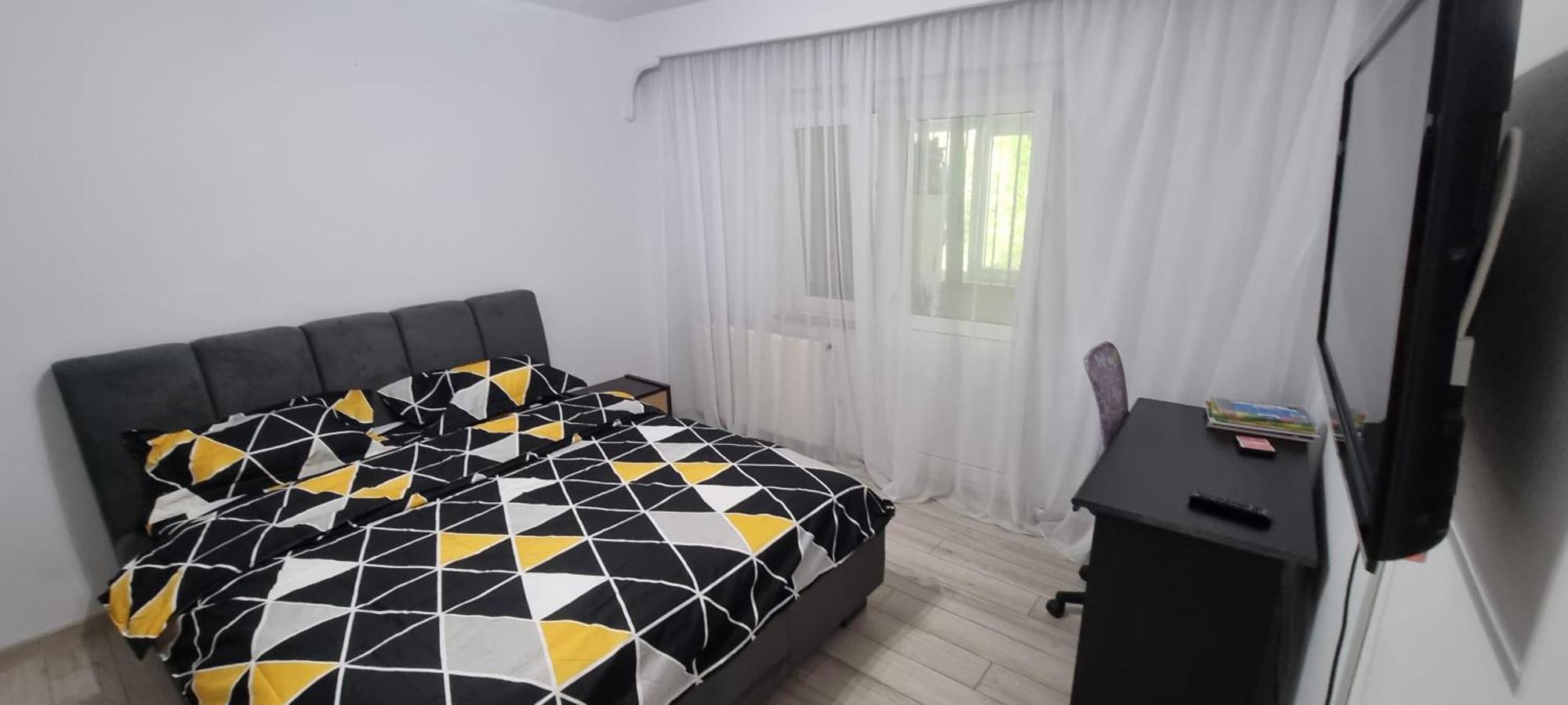 Ilona Apartament 3 Camere Râmnicu Vâlcea Exterior foto